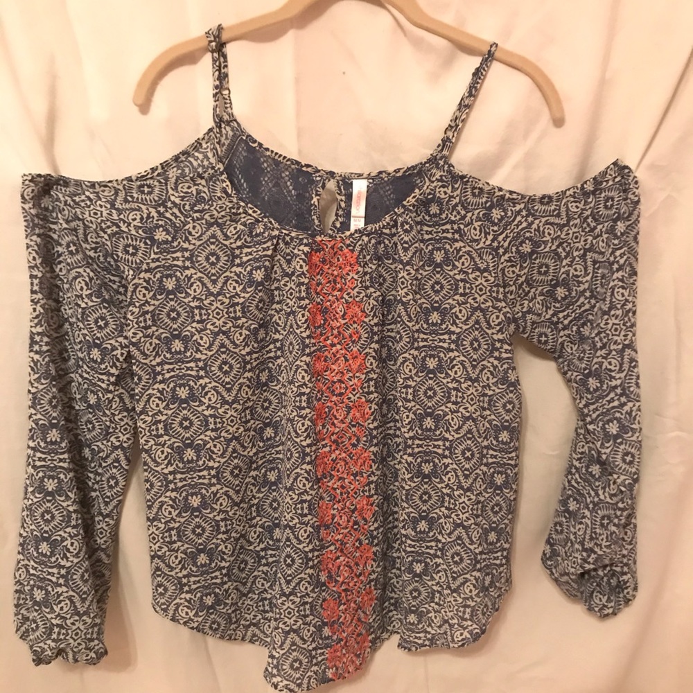 blouse